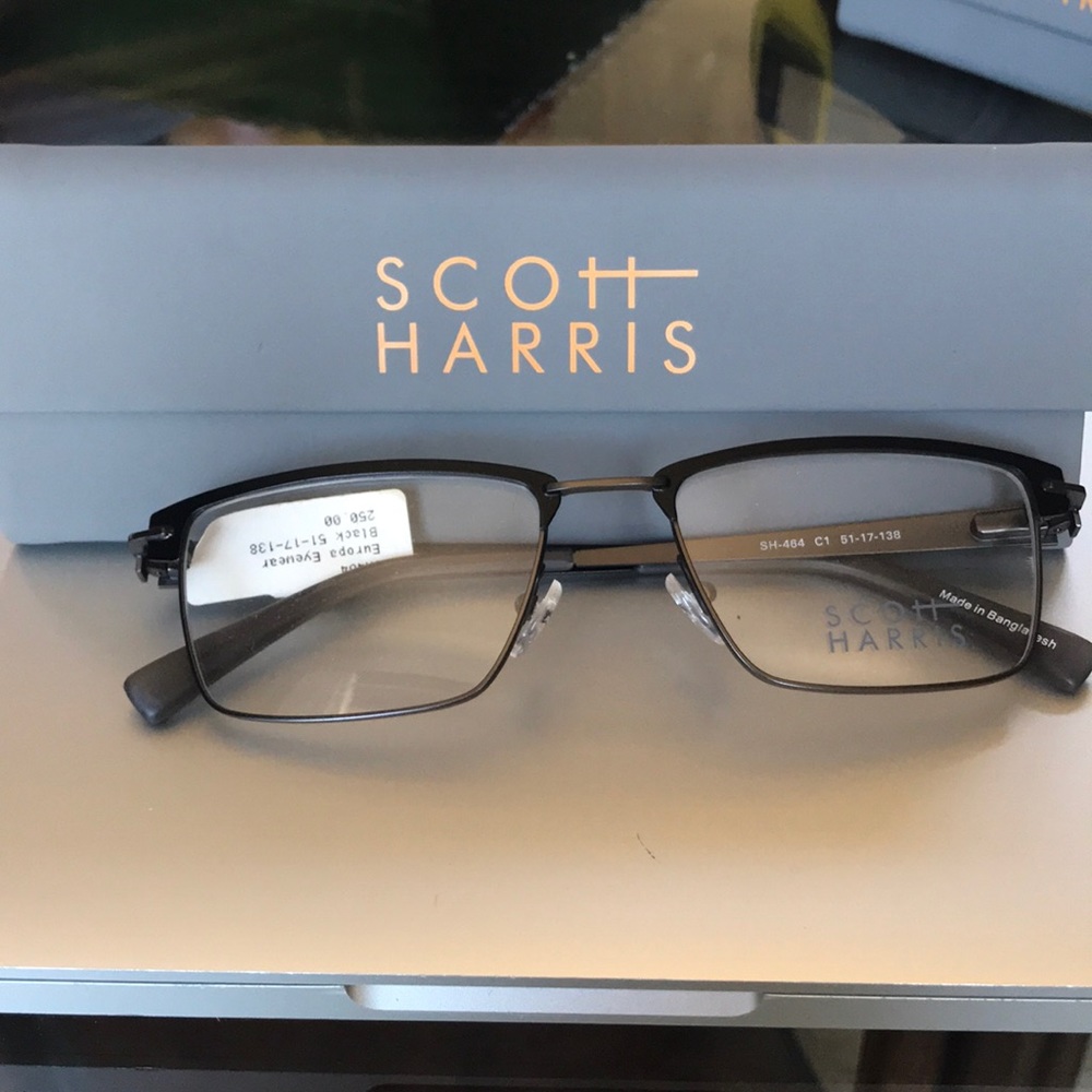 Scott Harris Europa SH464 - NEW with original case
